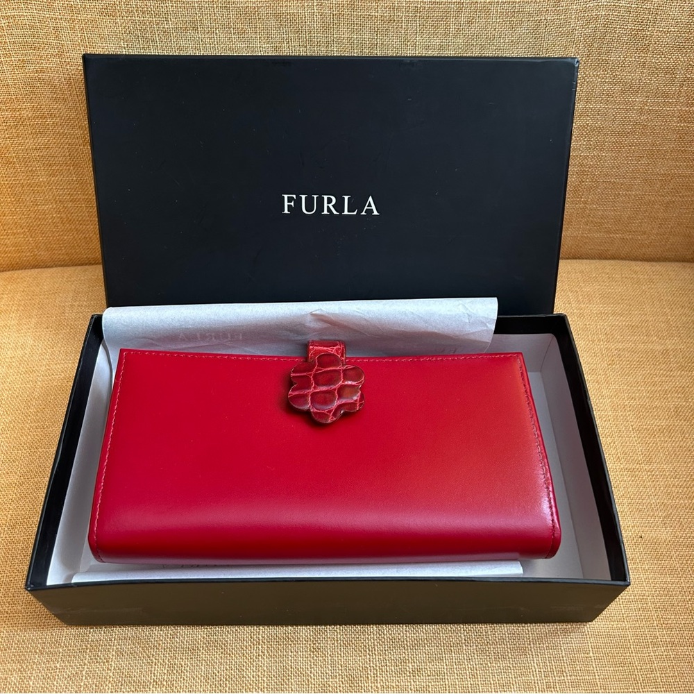 Furla Red Leather Long Wallet with Floral Snap